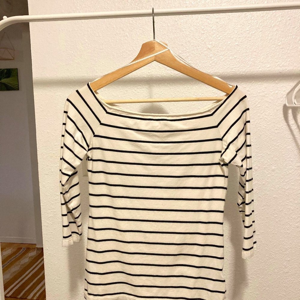 Like new boatneck top